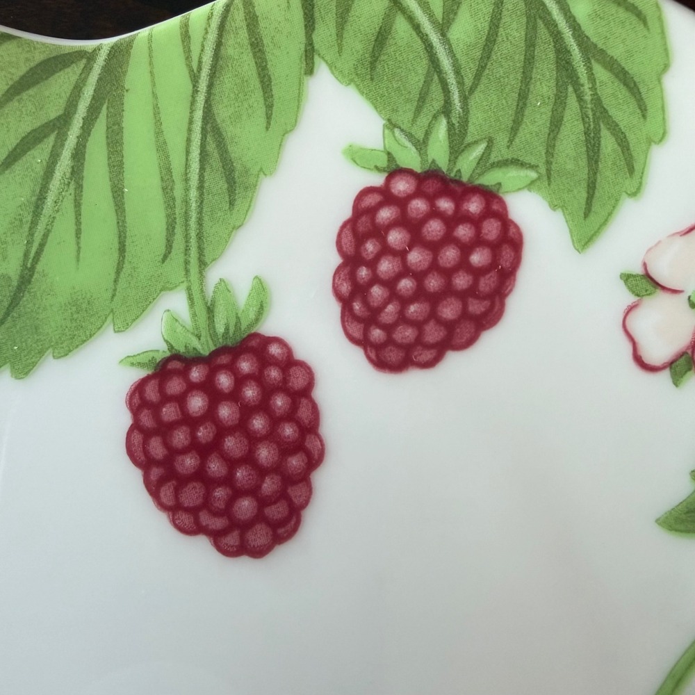 Vtg Williams Sonoma Berry Collection Heart Plates Set Raspberry Blueberry Japan - Picture 5 of 8